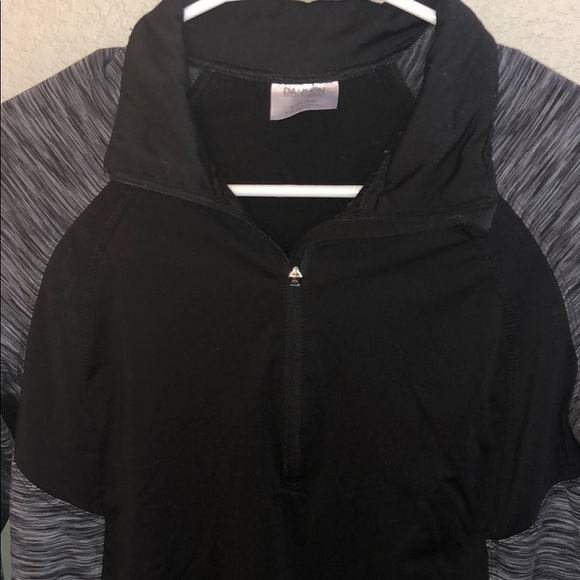 Quarter zip pullover - Picture 5 of 5